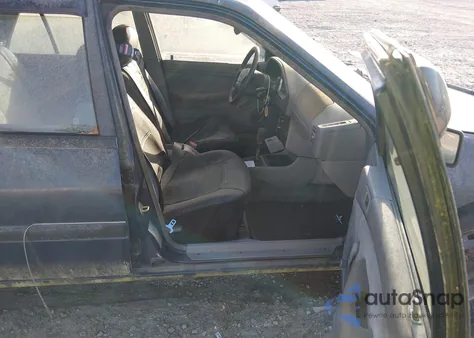 1995 Ford Escort Lx/Sport z USA, uszkodzony, nr VIN 1FASP15J8SW390878